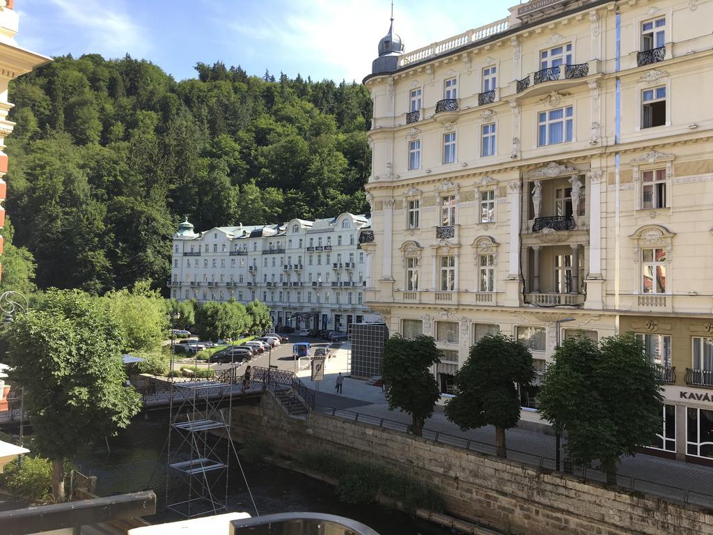 Alisa Hotel Karlovy Vary Exterior foto